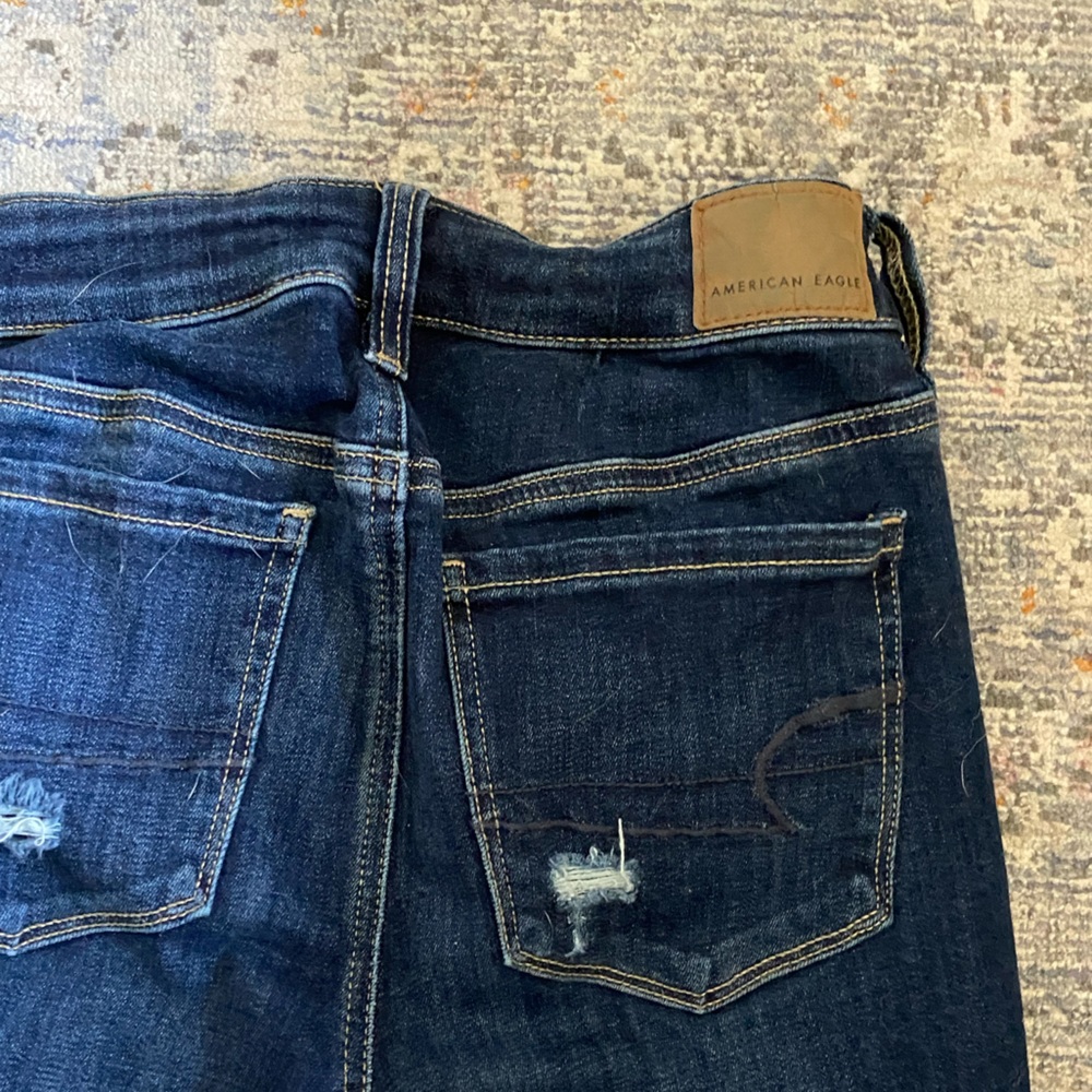 AE skinny jeans (size 2)